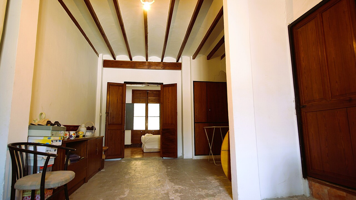 3 Bed Townhouse for sale in Jalon Costa Blanca, Alicante, Spain