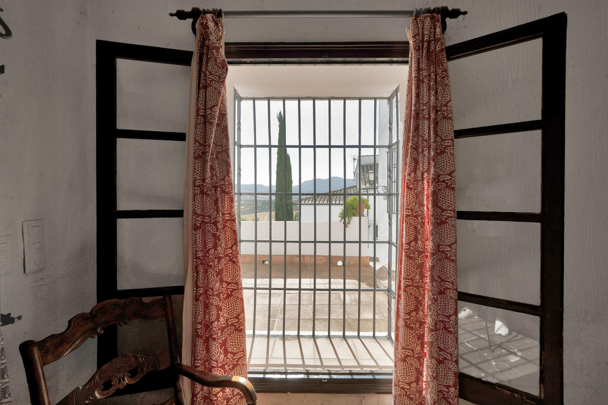 Se vende Villa - Chalet de 4 dormitorios en Costa Del Sol, Málaga, España