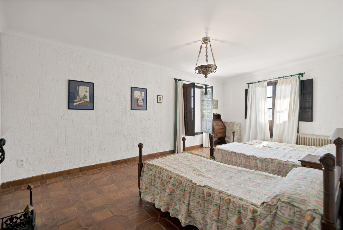 Se vende Villa - Chalet de 4 dormitorios en Costa Del Sol, Málaga, España