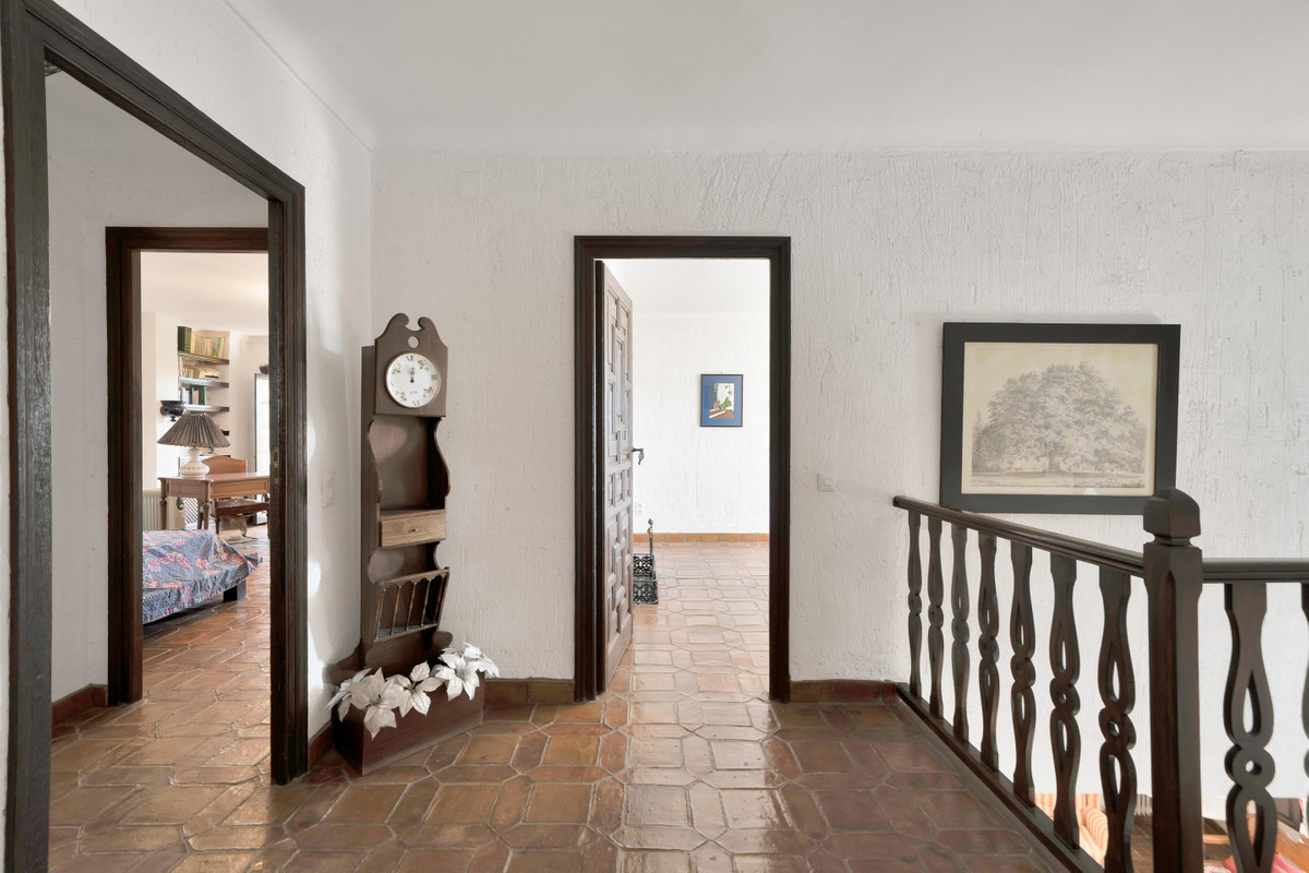 Se vende Villa - Chalet de 4 dormitorios en Costa Del Sol, Málaga, España
