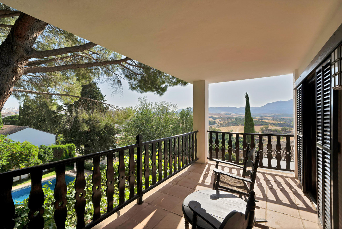 Se vende Villa - Chalet de 4 dormitorios en Costa Del Sol, Málaga, España