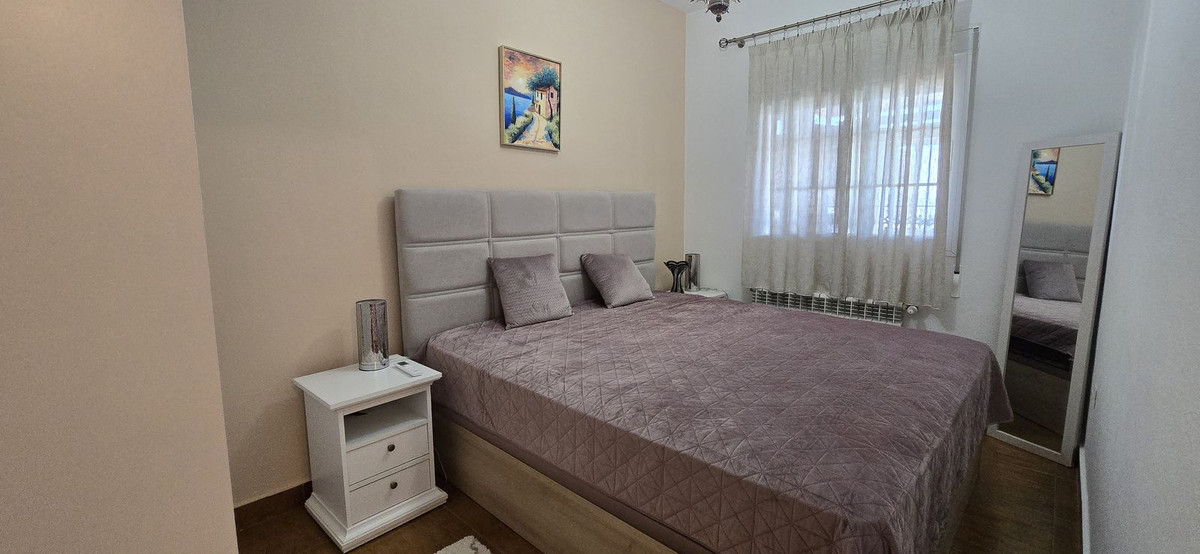 5 Bed Townhouse for sale in Coín Costa Del Sol, Málaga, Spain