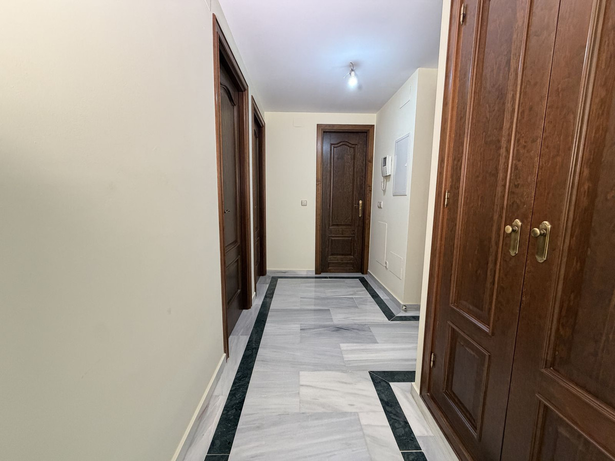 2 Bed Apartment for sale in Estepona Costa Del Sol, Málaga, Spain