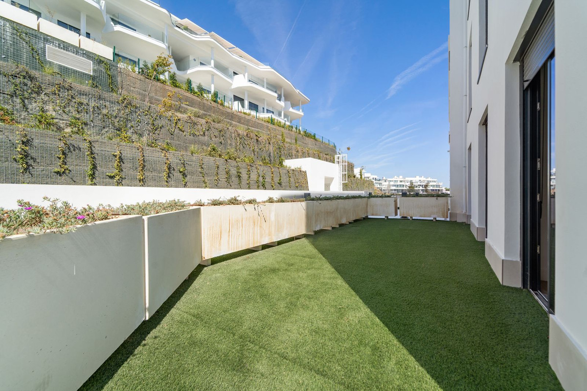 3 Bed Apartment for sale in Fuengirola Costa Del Sol, Málaga, Spain