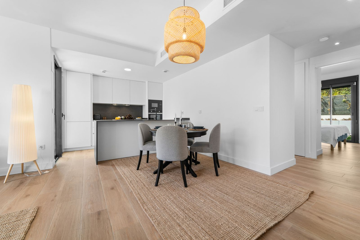 3 Bed Apartment for sale in Fuengirola Costa Del Sol, Málaga, Spain