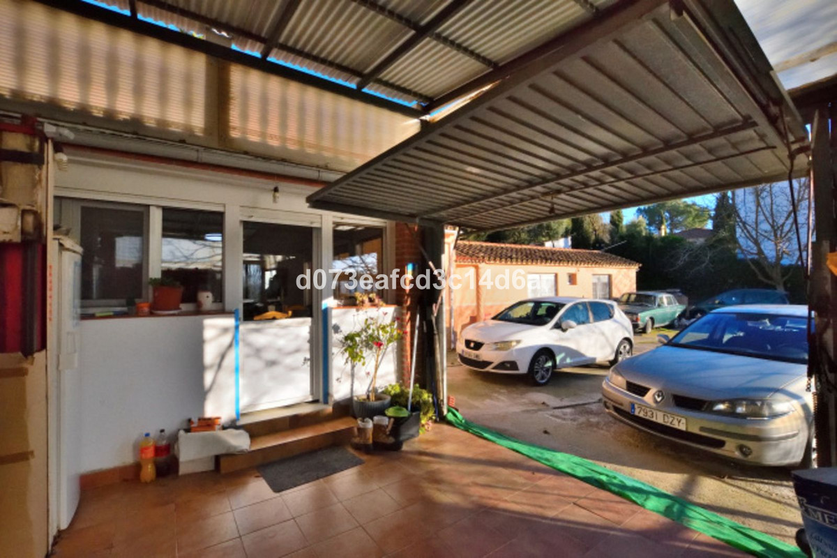 Se vende Finca - Cortijo de 3 dormitorios en Costa Del Sol, Málaga, España