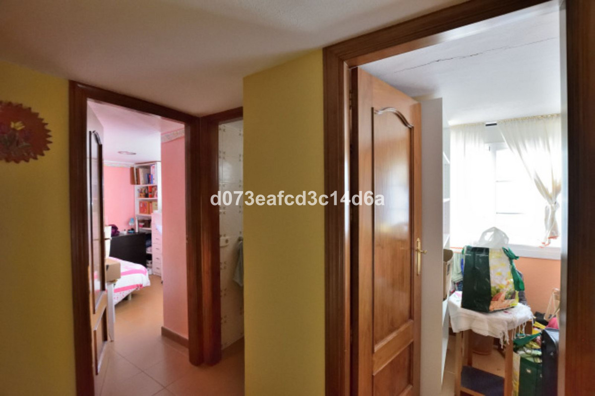 Se vende Finca - Cortijo de 3 dormitorios en Costa Del Sol, Málaga, España