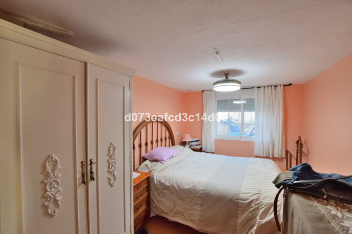 Se vende Finca - Cortijo de 3 dormitorios en Costa Del Sol, Málaga, España