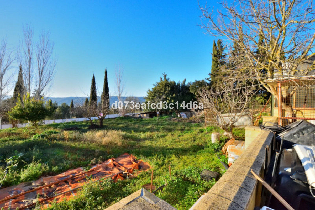 Se vende Finca - Cortijo de 3 dormitorios en Costa Del Sol, Málaga, España