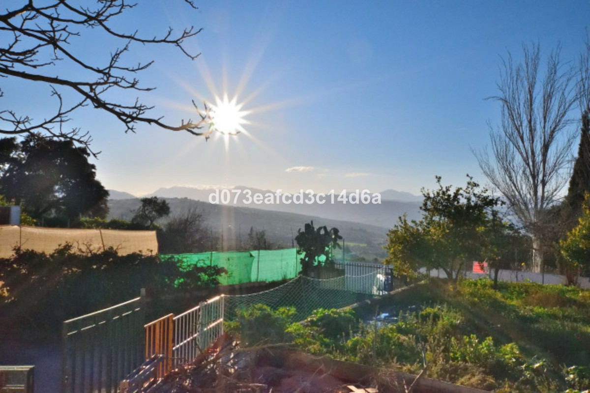 Se vende Finca - Cortijo de 3 dormitorios en Costa Del Sol, Málaga, España