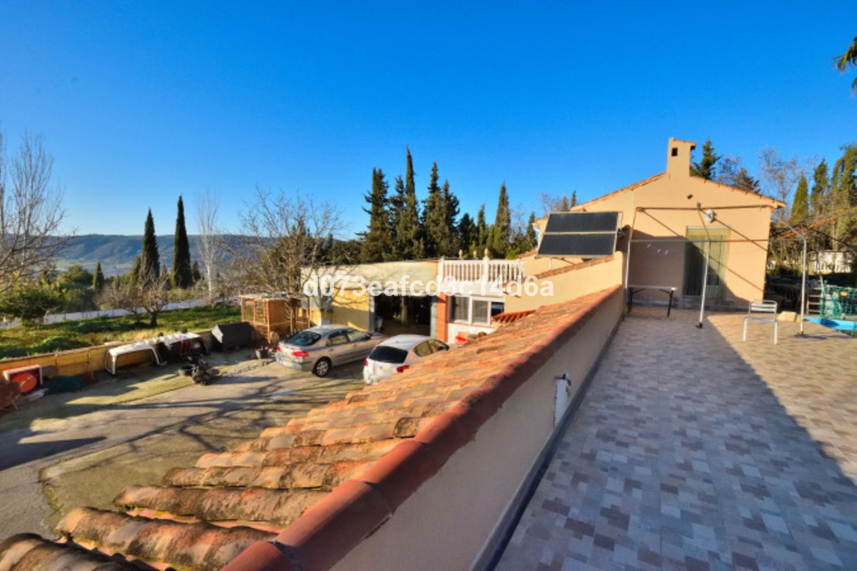 Se vende Finca - Cortijo de 3 dormitorios en Costa Del Sol, Málaga, España