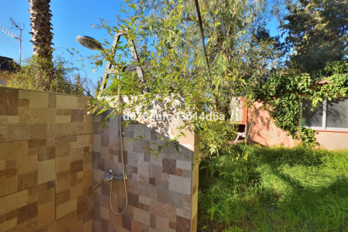 Se vende Finca - Cortijo de 3 dormitorios en Costa Del Sol, Málaga, España