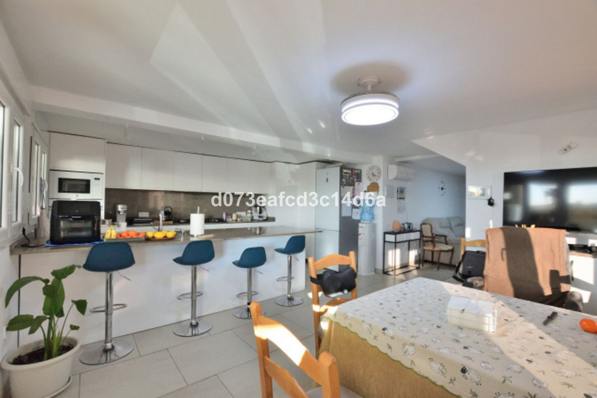 Se vende Finca - Cortijo de 3 dormitorios en Costa Del Sol, Málaga, España