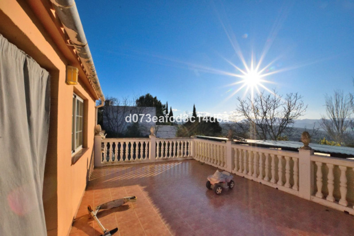 Se vende Finca - Cortijo de 3 dormitorios en Costa Del Sol, Málaga, España