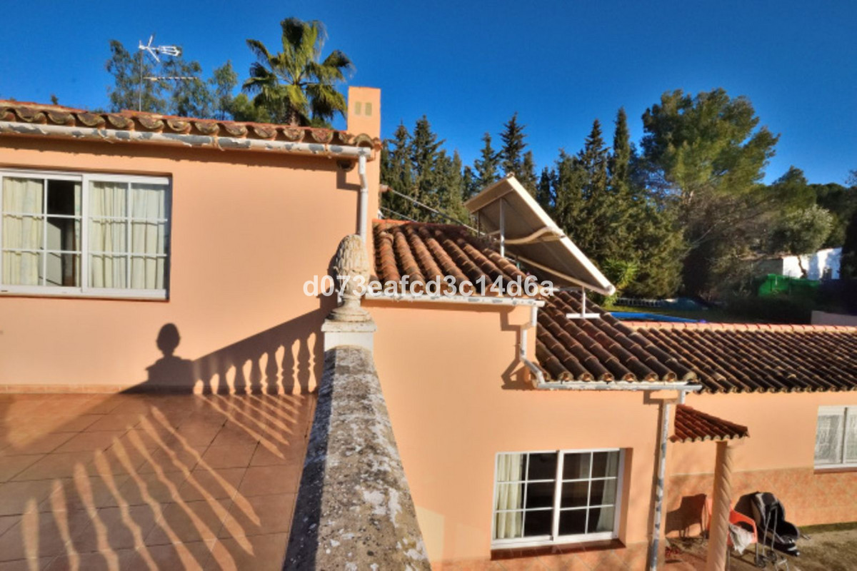 Se vende Finca - Cortijo de 3 dormitorios en Costa Del Sol, Málaga, España