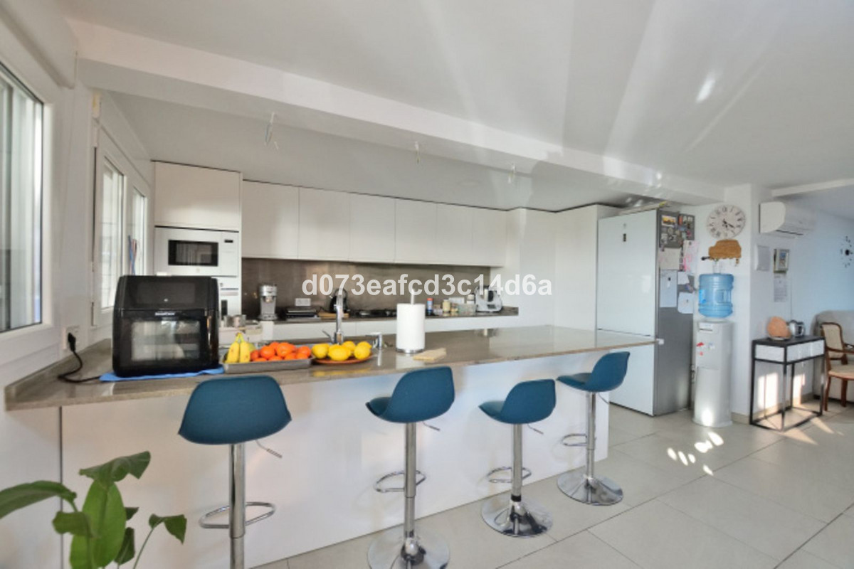 Se vende Finca - Cortijo de 3 dormitorios en Costa Del Sol, Málaga, España