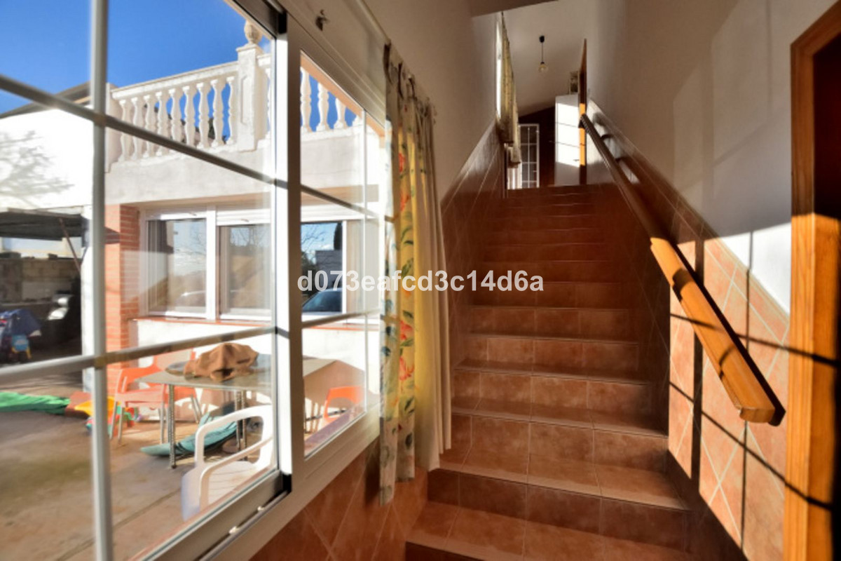 Se vende Finca - Cortijo de 3 dormitorios en Costa Del Sol, Málaga, España