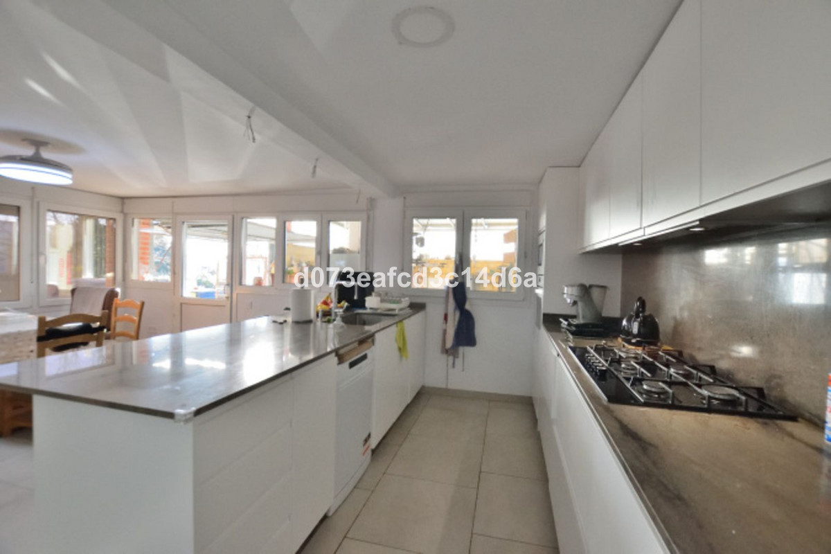 Se vende Finca - Cortijo de 3 dormitorios en Costa Del Sol, Málaga, España