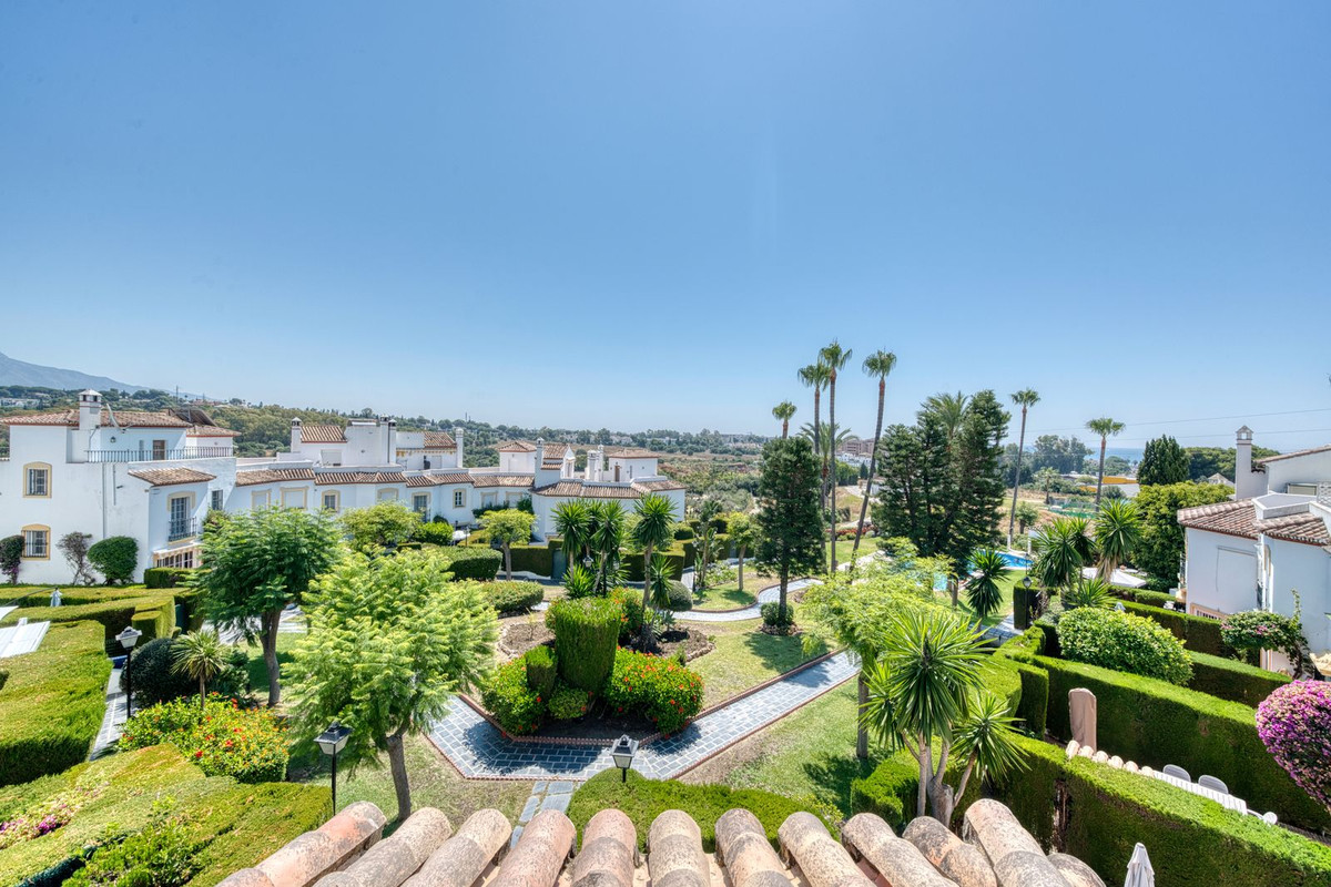 3 Bed Townhouse for sale in Bel Air Costa Del Sol, Málaga, Spain