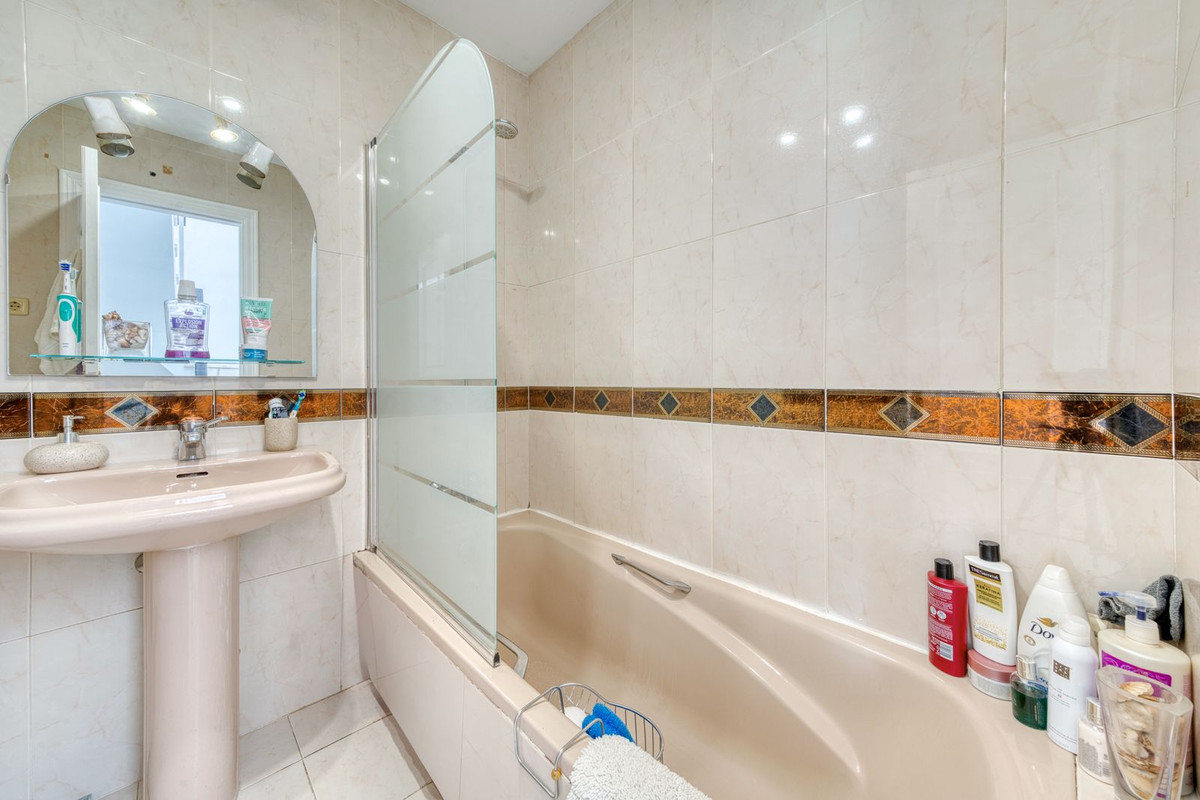 3 Bed Townhouse for sale in Bel Air Costa Del Sol, Málaga, Spain