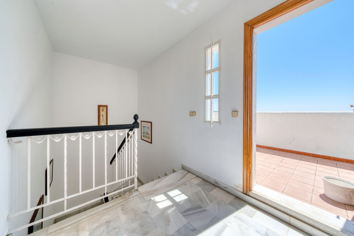 3 Bed Townhouse for sale in Bel Air Costa Del Sol, Málaga, Spain