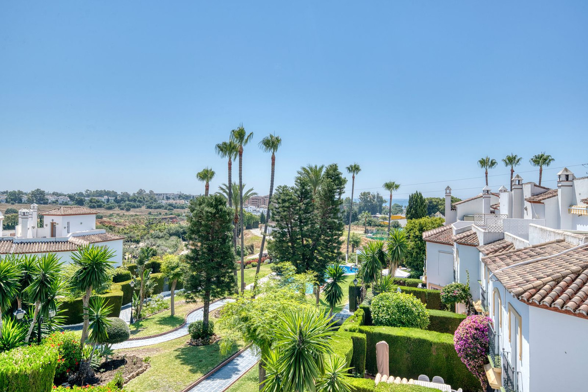 3 Bed Townhouse for sale in Bel Air Costa Del Sol, Málaga, Spain