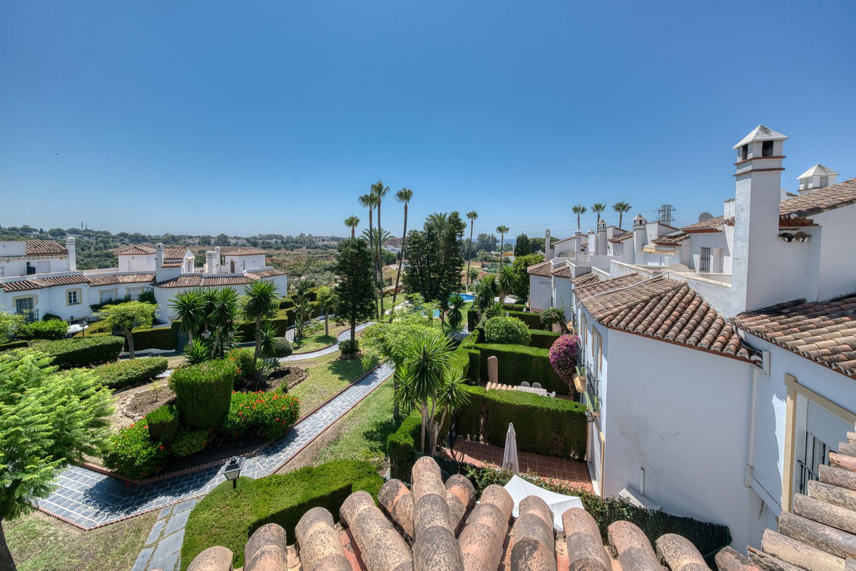 3 Bed Townhouse for sale in Bel Air Costa Del Sol, Málaga, Spain