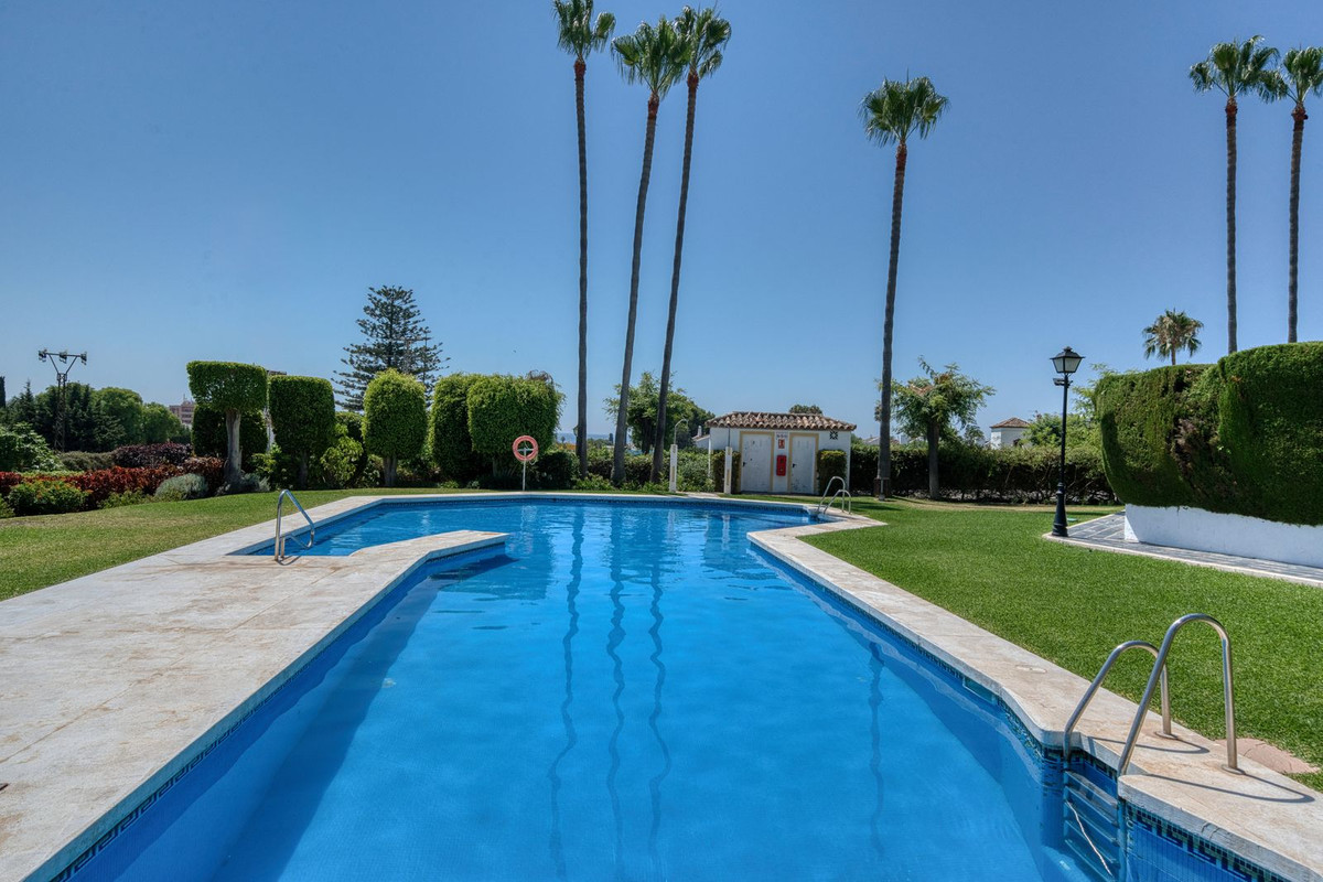 3 Bed Townhouse for sale in Bel Air Costa Del Sol, Málaga, Spain