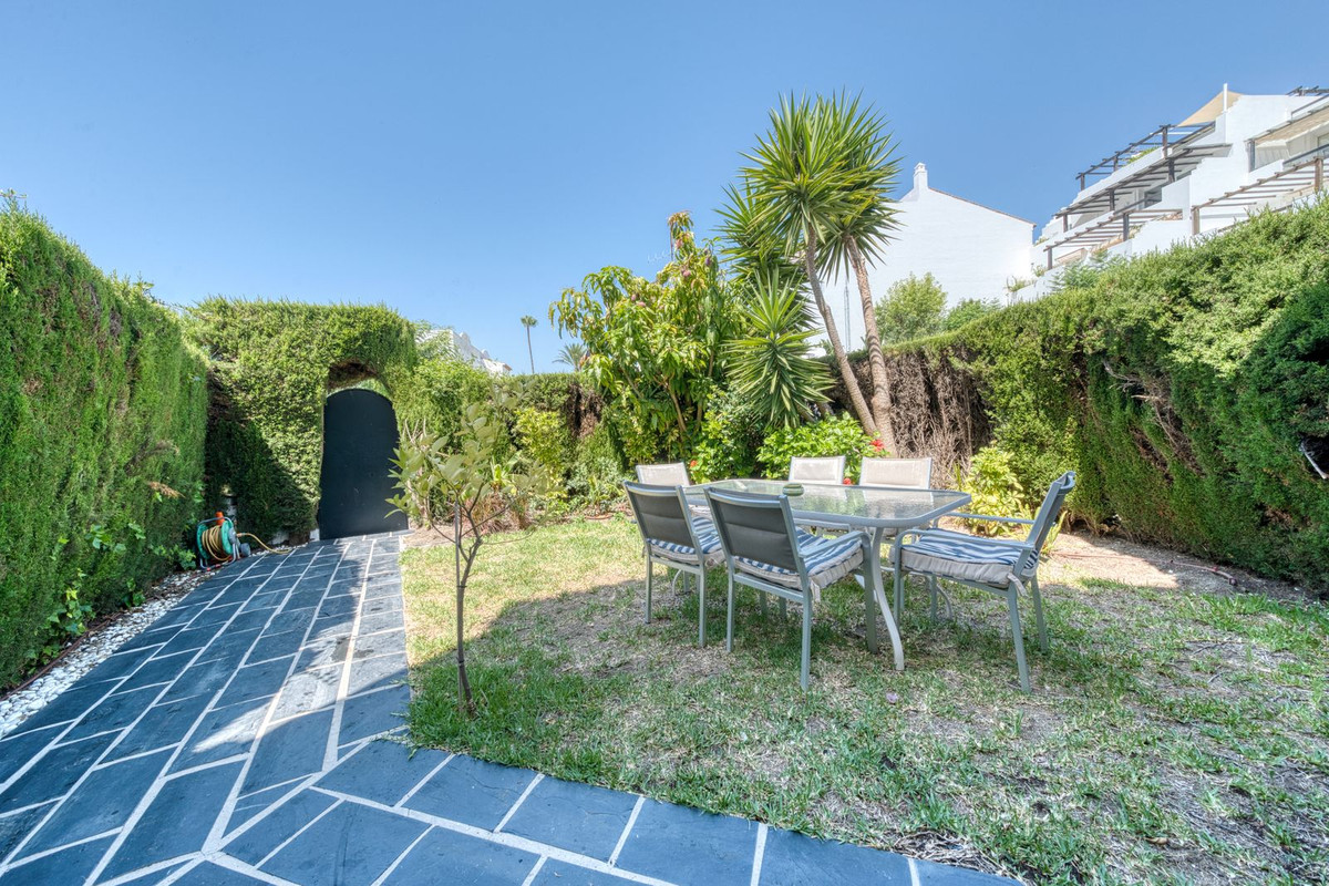 3 Bed Townhouse for sale in Bel Air Costa Del Sol, Málaga, Spain