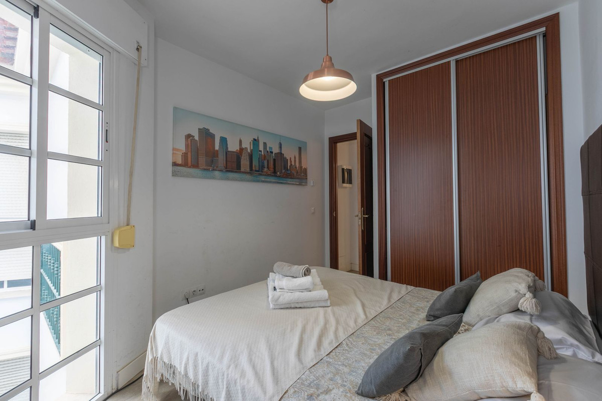 1 Bed Apartment for sale in Fuengirola Costa Del Sol, Málaga, Spain