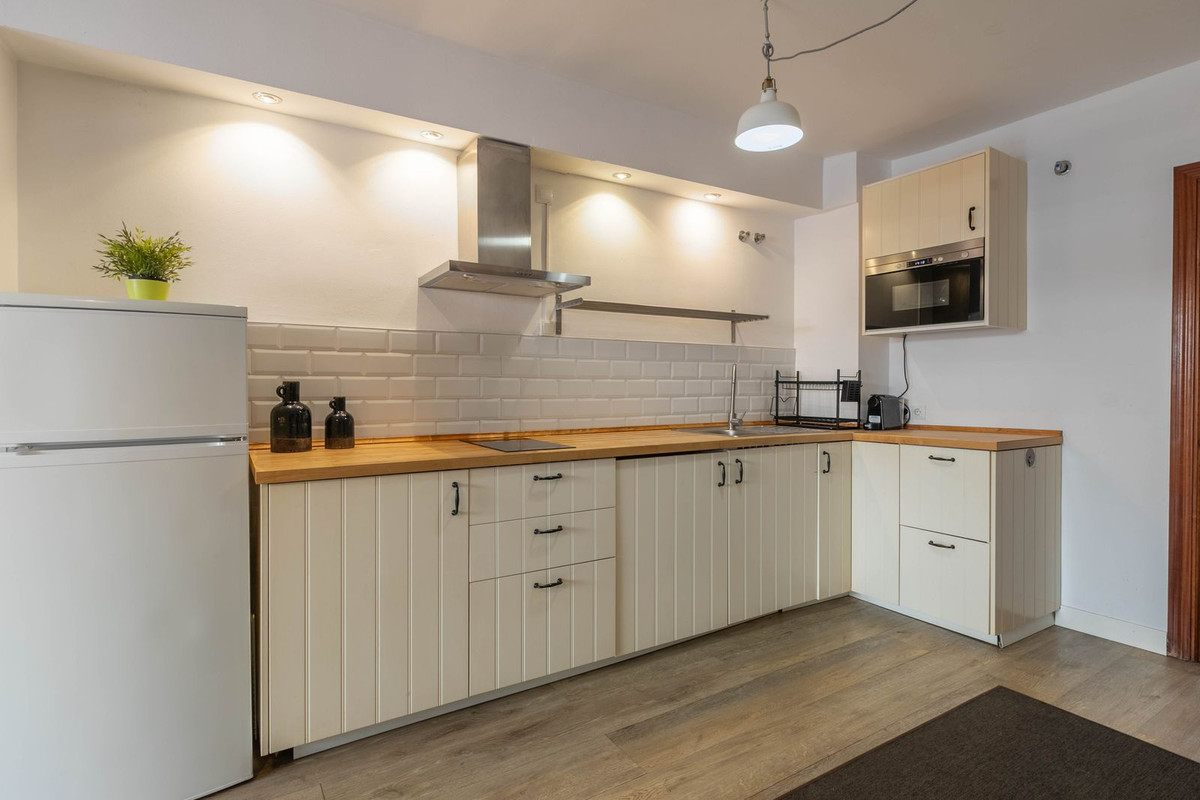 1 Bed Apartment for sale in Fuengirola Costa Del Sol, Málaga, Spain