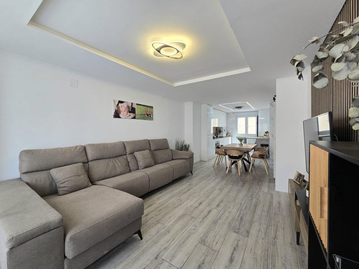 4 Bed Apartment for sale in Málaga Costa Del Sol, Málaga, Spain
