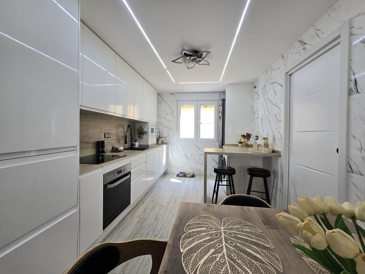 4 Bed Apartment for sale in Málaga Costa Del Sol, Málaga, Spain