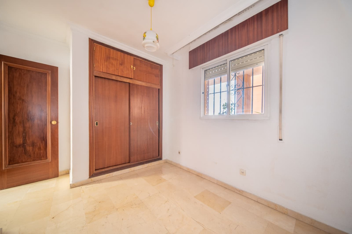 Se vende Apartamento Planta Media de 4 dormitorios en Costa Del Sol, Málaga, España