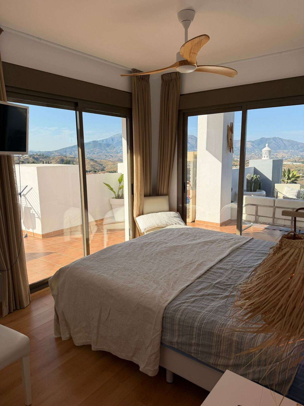 2 Bed Apartment for sale in Calanova Golf Costa Del Sol, Málaga, Spain
