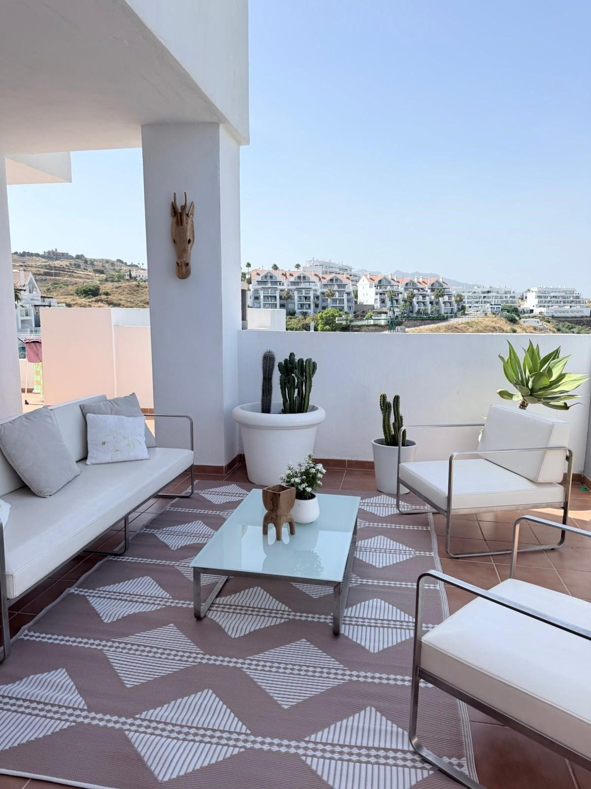 2 Bed Apartment for sale in Calanova Golf Costa Del Sol, Málaga, Spain