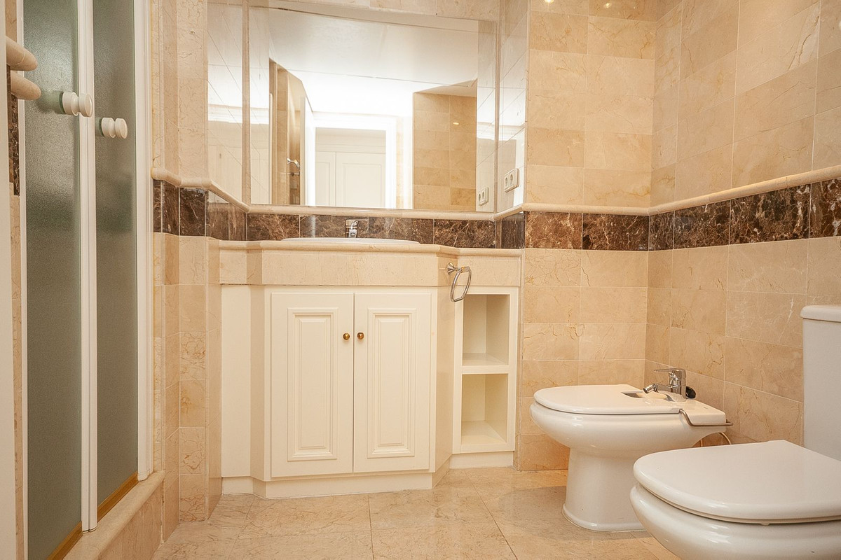 3 Bed Apartment for sale in Elviria Costa Del Sol, Málaga, Spain