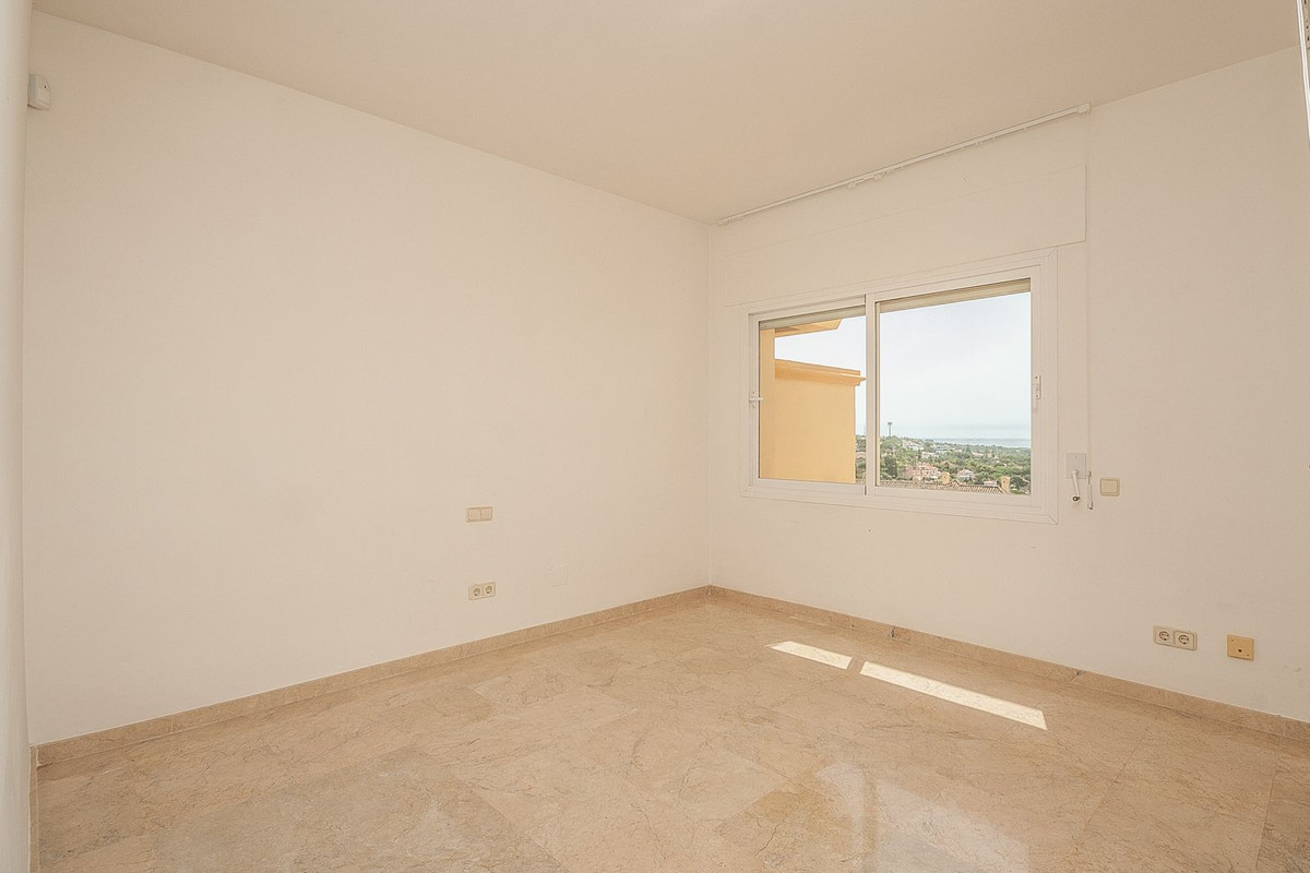 3 Bed Apartment for sale in Elviria Costa Del Sol, Málaga, Spain