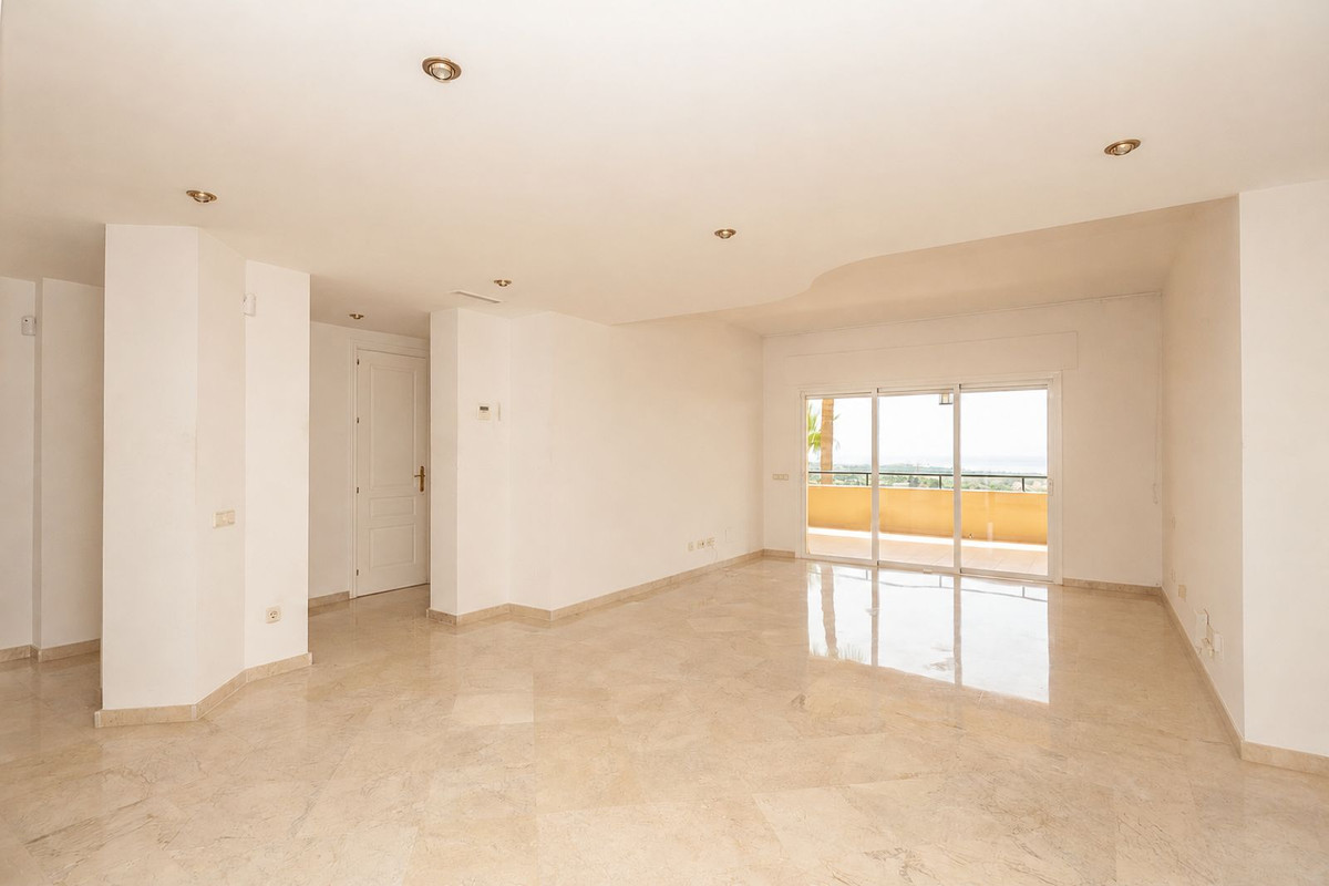 3 Bed Apartment for sale in Elviria Costa Del Sol, Málaga, Spain