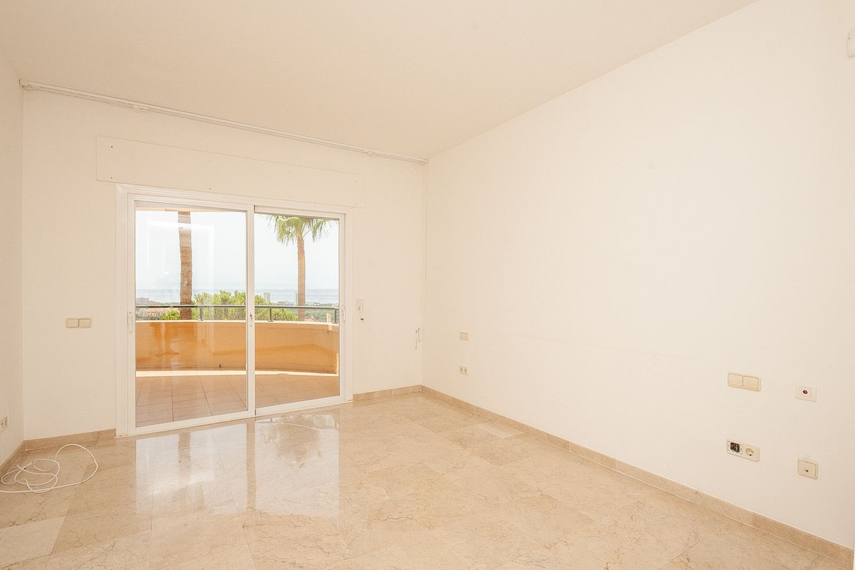 3 Bed Apartment for sale in Elviria Costa Del Sol, Málaga, Spain