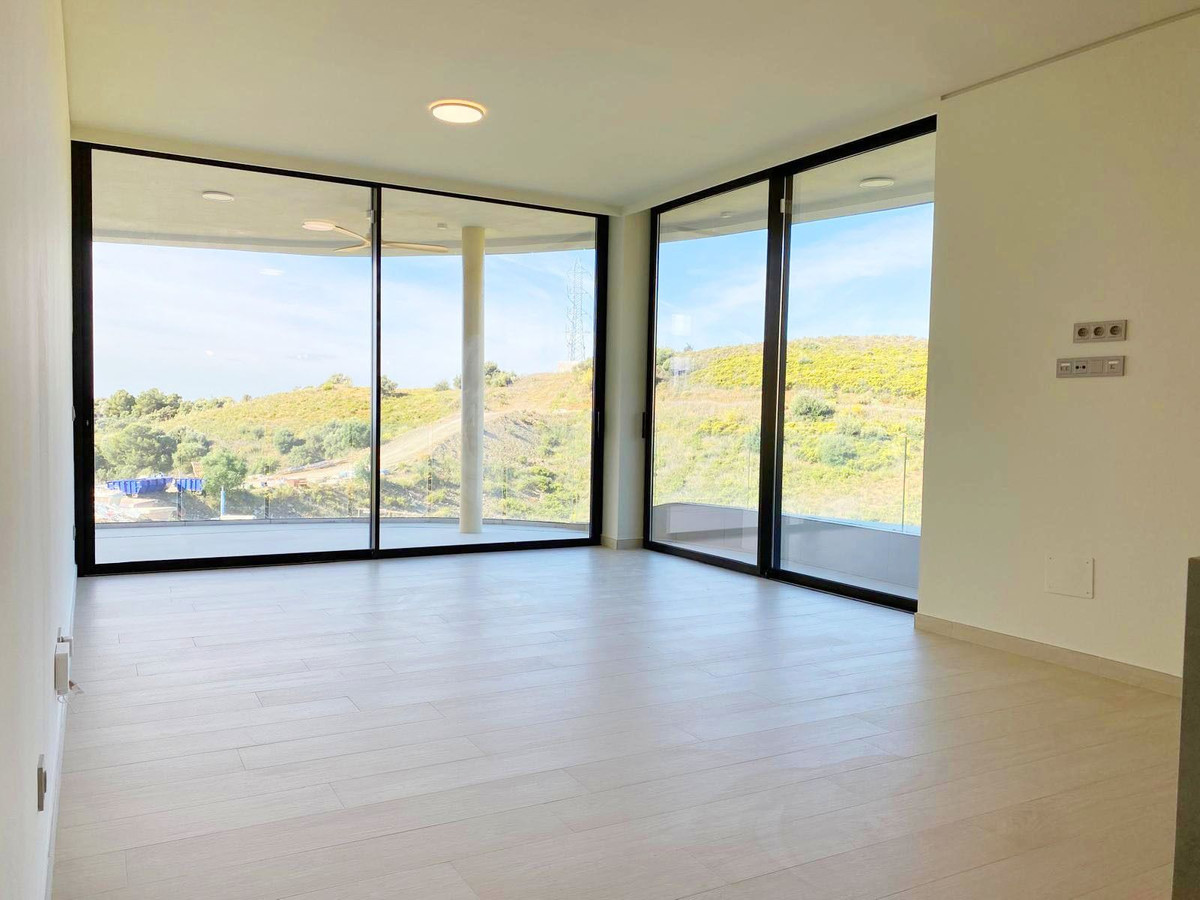 2 Bed Apartment for sale in Higueron Costa Del Sol, Málaga, Spain
