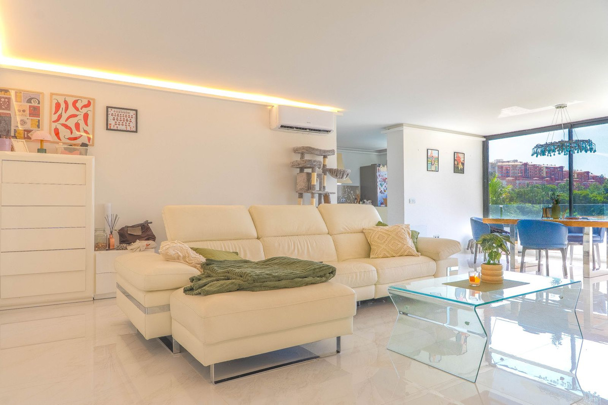 7 Bed Townhouse for sale in Torrequebrada Costa Del Sol, Málaga, Spain