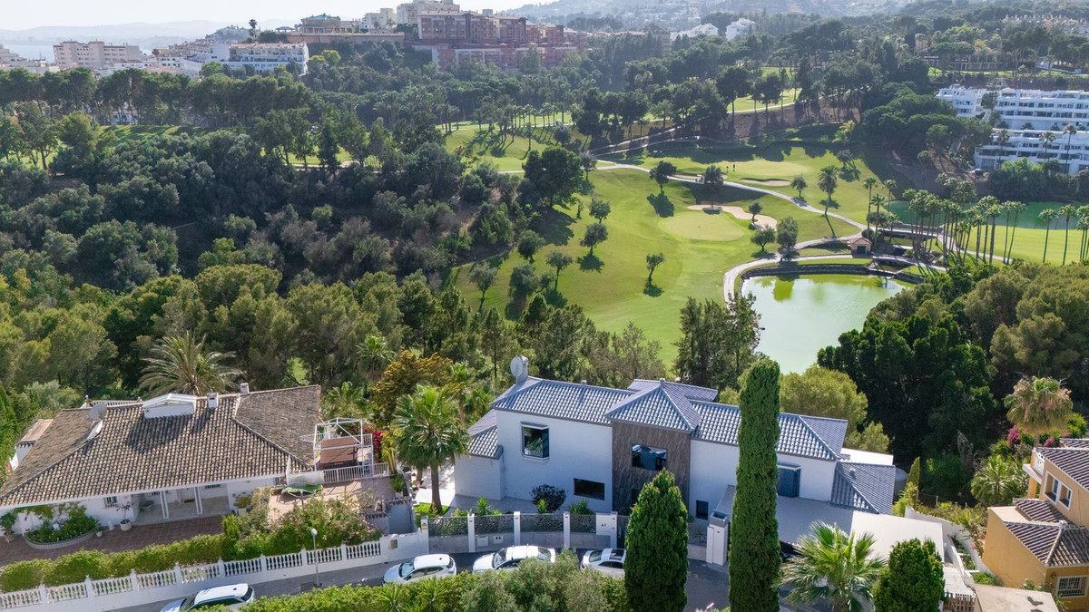 7 Bed Townhouse for sale in Torrequebrada Costa Del Sol, Málaga, Spain