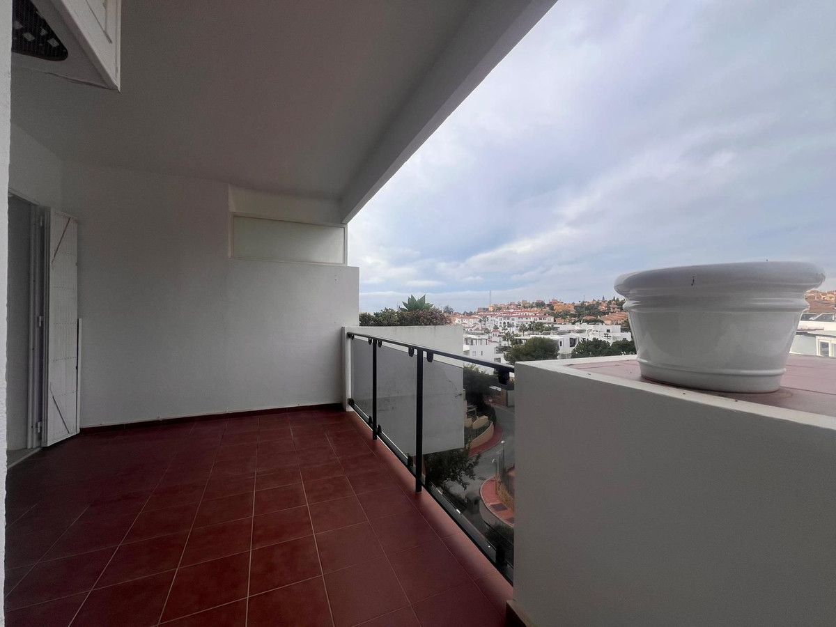 2 Bed Apartment for sale in Riviera Del Sol Costa Del Sol, Málaga, Spain