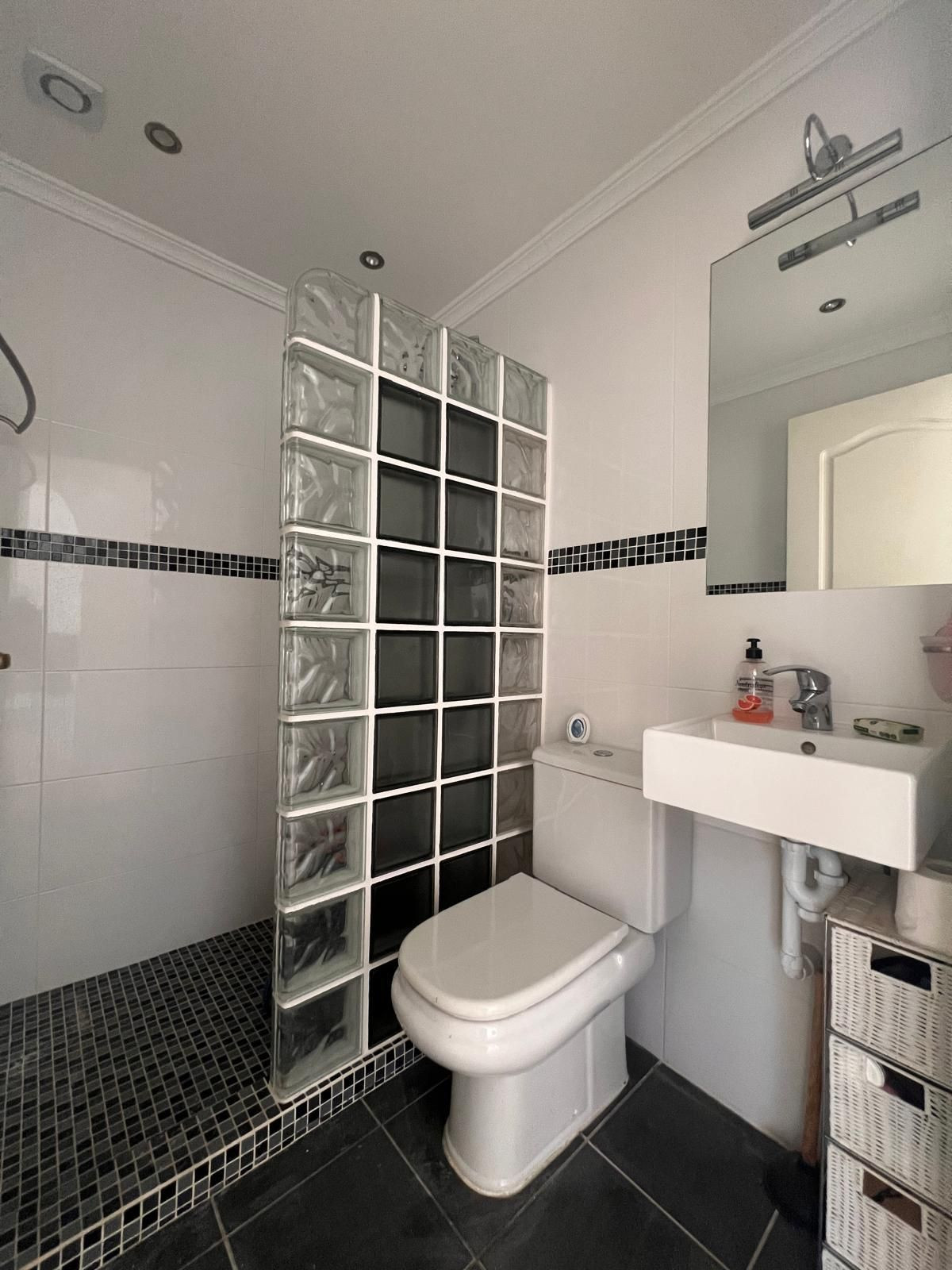 2 Bed Apartment for sale in Riviera Del Sol Costa Del Sol, Málaga, Spain