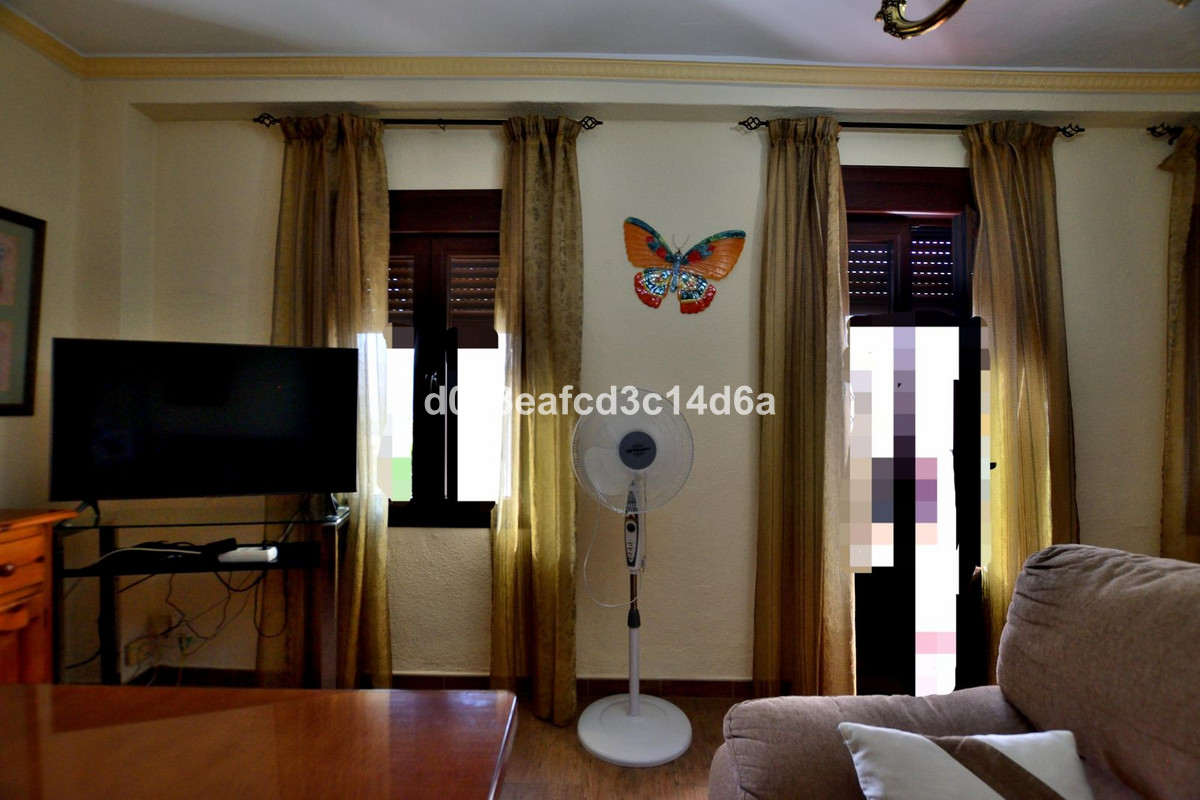 4 Bed Townhouse for sale in Ronda Costa Del Sol, Málaga, Spain