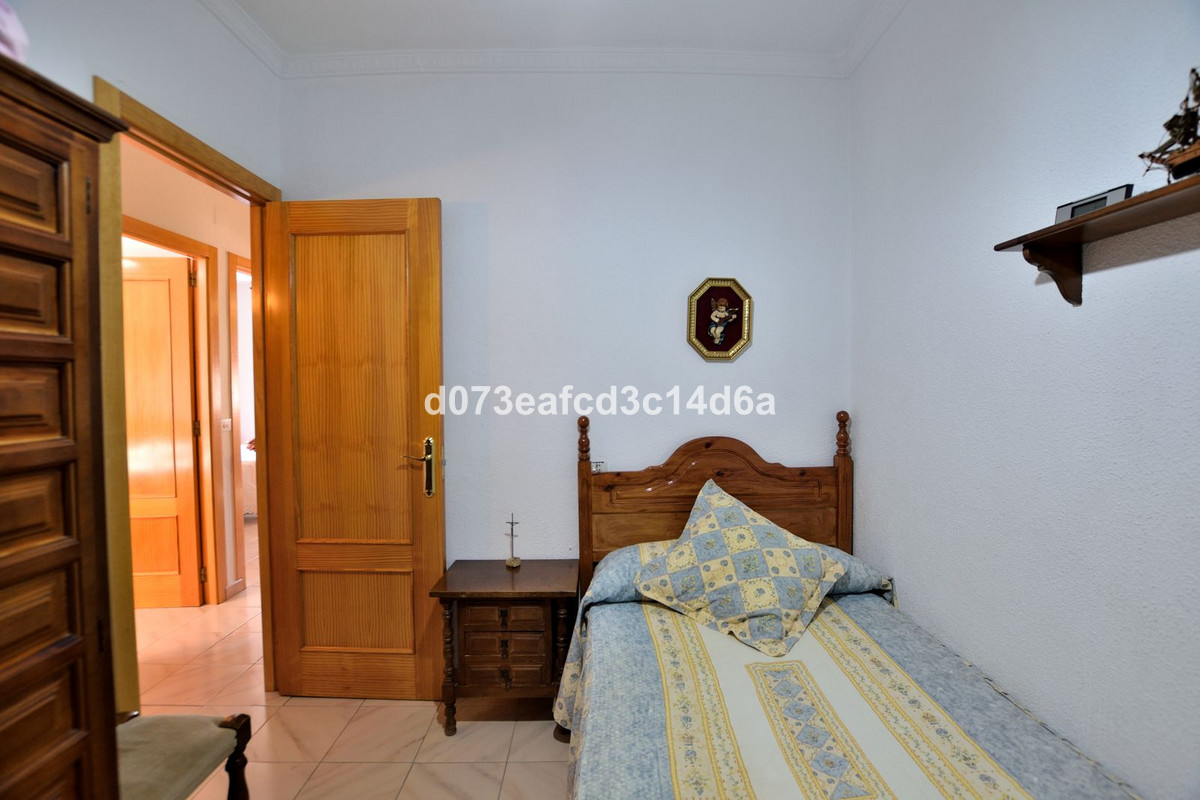 4 Bed Townhouse for sale in Ronda Costa Del Sol, Málaga, Spain