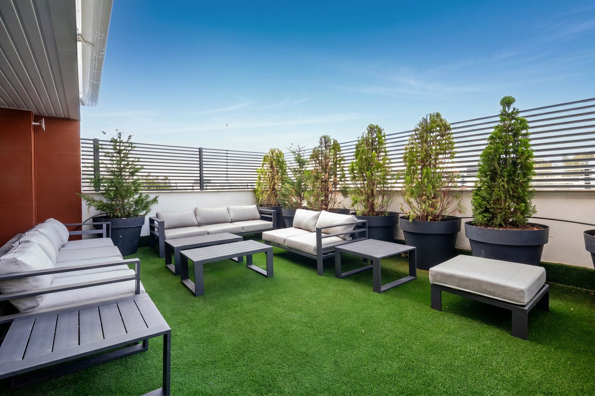 3 Bed Apartment for sale in Benahavís Costa Del Sol, Málaga, Spain