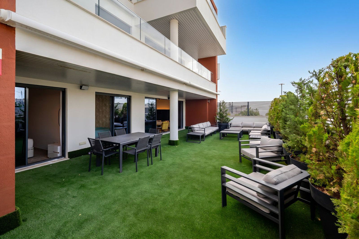 3 Bed Apartment for sale in Benahavís Costa Del Sol, Málaga, Spain
