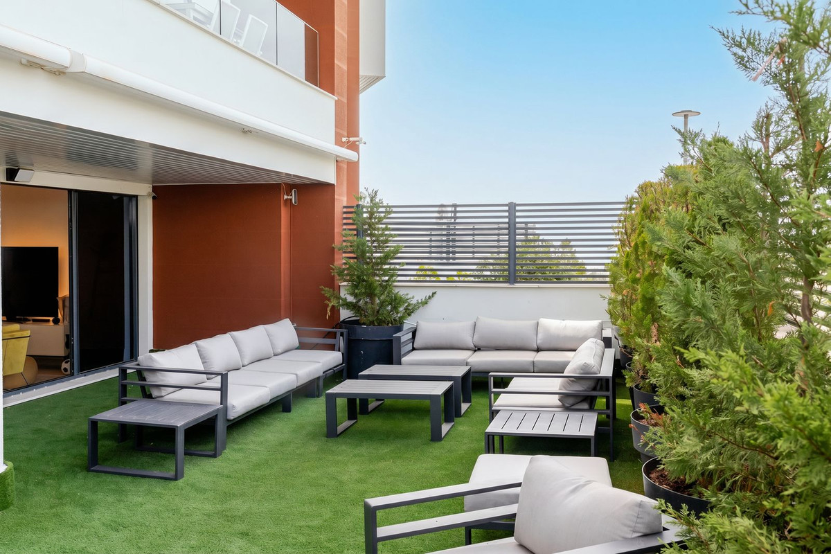 3 Bed Apartment for sale in Benahavís Costa Del Sol, Málaga, Spain